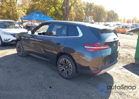 2025 BMW X3 30 xDrive z USA, uszkodzony, nr VIN 5UX53GP00S9114976